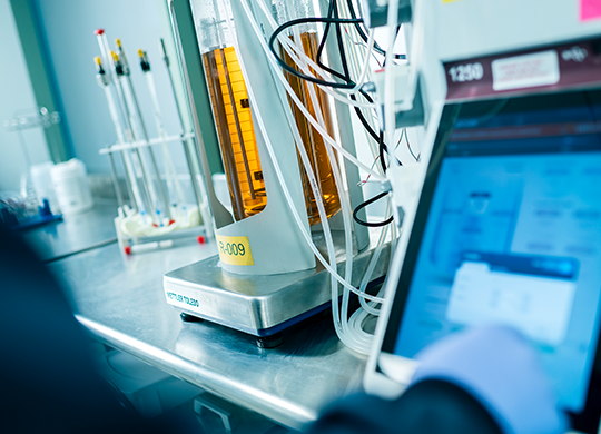 Process development scientist in downsteam lab. Process development scientist in downsteam lab.