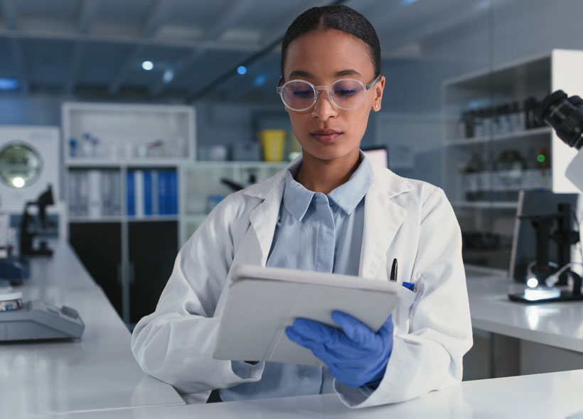 Streamline-lab-820.jpg Streamline-lab-820.jpg