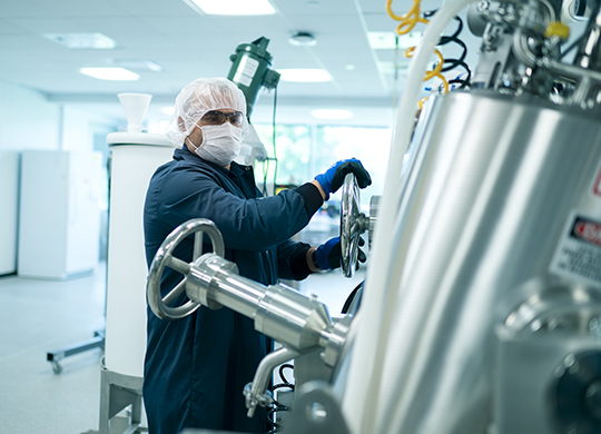 card1_bio.jpg card1_bio.jpg